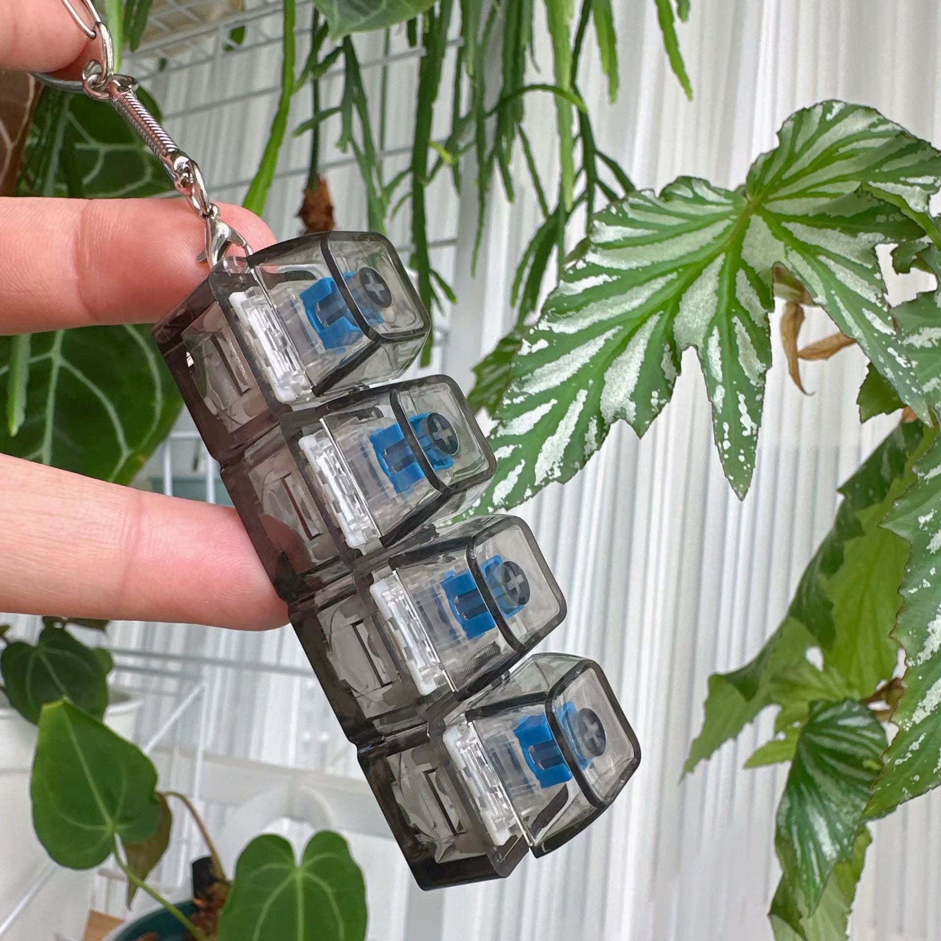 LED Keyboard Keychain Fidget Toy – Crystal Clicker Sensory Stress Relief Gadget